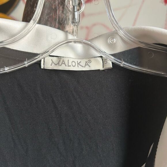Maloka Black and White Abstract Blouse Small - Picture 7 of 15